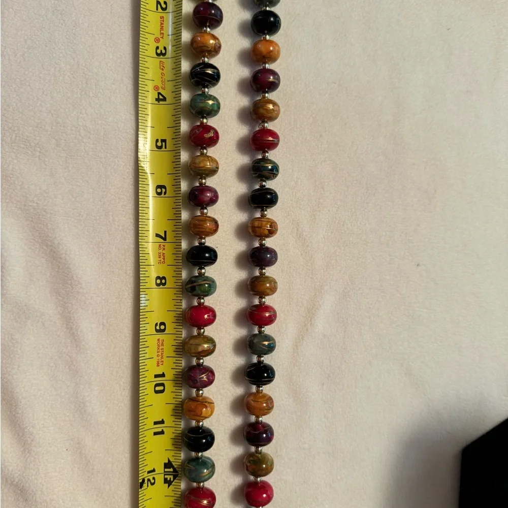 Vintage bead necklace SIGNED Painted wooden beads! Rare.HIGH END STYLE Mint con… - Picture 9 of 10